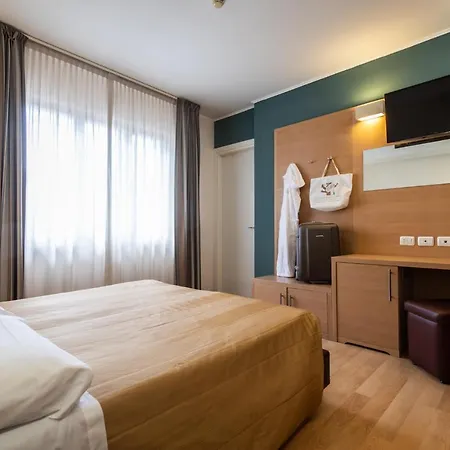 Centro Benessere Gardel Hotel 3*