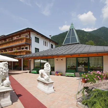 Centro Benessere Gardel 3* Arta Terme