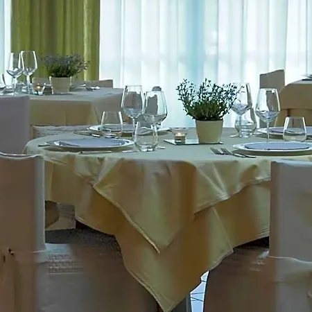 Centro Benessere Gardel 3*
