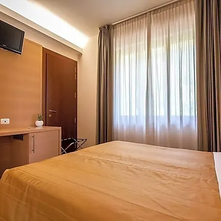 Centro Benessere Gardel 3*